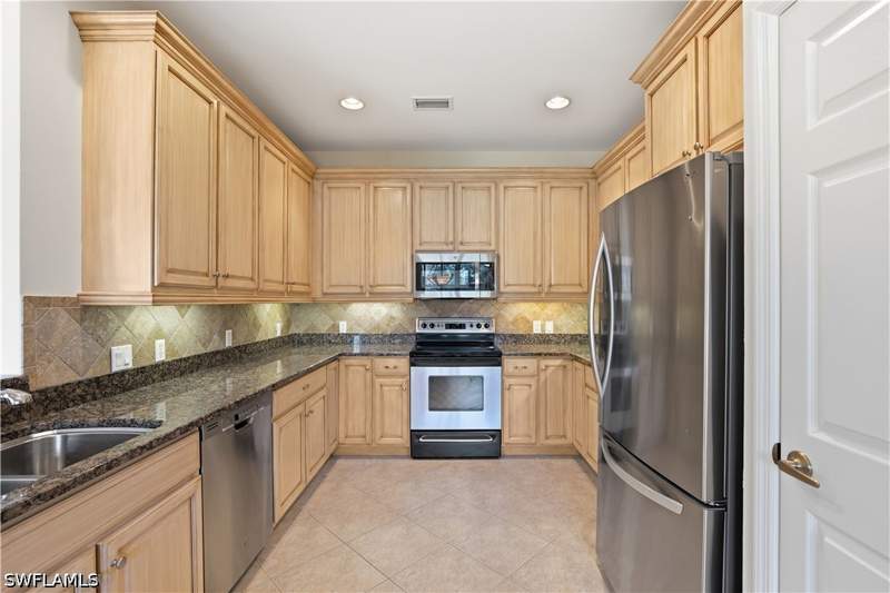 2 bedroom Condominium at 12200 Toscana Way 102, Toscana, Bonita Springs — photo 3