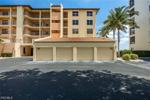 4015 SE 20th Pl 503, Cape Coral FL - photo 12 of 37