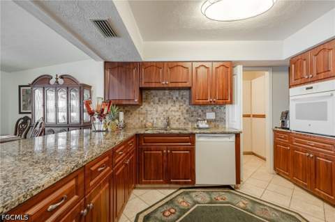 4015 SE 20th Pl 503, Cape Coral FL - photo 22 of 37