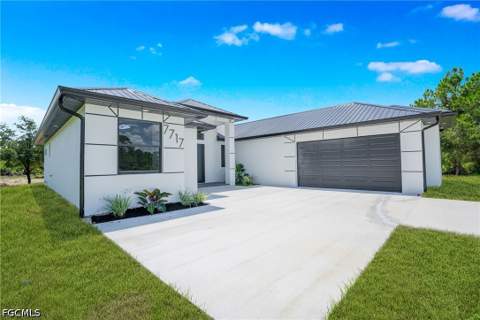 7717 18th Ter, Labelle FL - photo 6 of 42