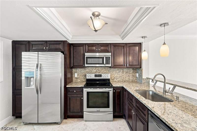 2 bedroom Condominium at 136 Cypress Way E 4, Naples Keep, Naples — photo 2