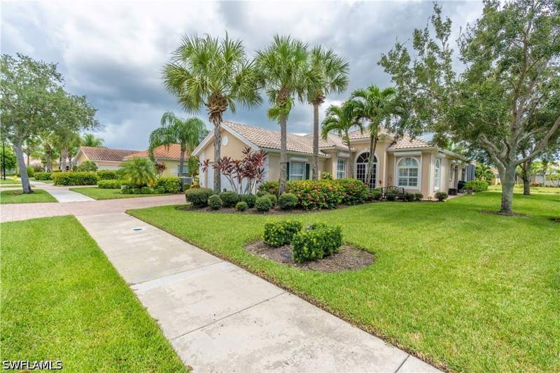 3 bedroom SingleFamilyResidence at 8556 Alessandria Ct, Verona Walk, Naples — photo 3