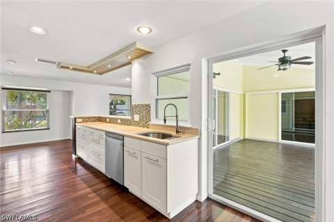 64 Pebble Beach Blvd, Naples FL - photo 9 of 50