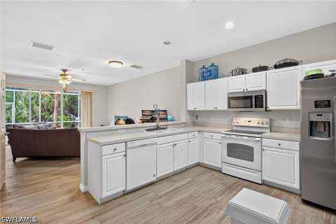 16079 Caldera Ln 54, Naples FL - photo 7 of 35