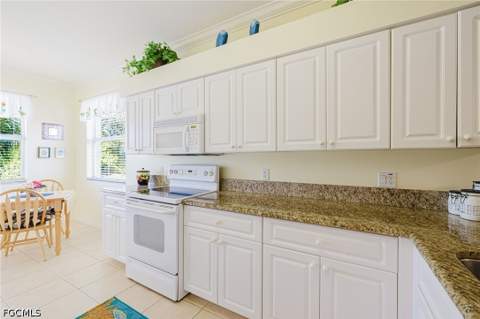 10391 Butterfly Palm Dr 1021, Fort Myers FL - photo 12 of 47