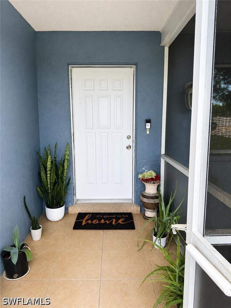 3 bedroom SingleFamilyResidence at 2124 41st Ter SW, Golden Gate City, Naples — photo 2