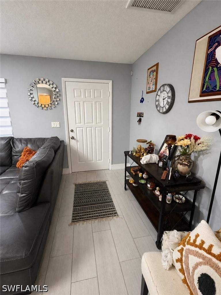 3 bedroom SingleFamilyResidence at 2124 41st Ter SW, Golden Gate City, Naples — photo 5