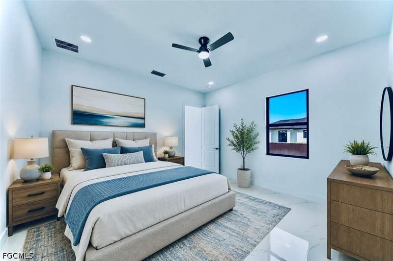 4 bedroom SingleFamilyResidence at 914 Manresa Ave S, Lehigh Acres, Lehigh Acres — photo 4