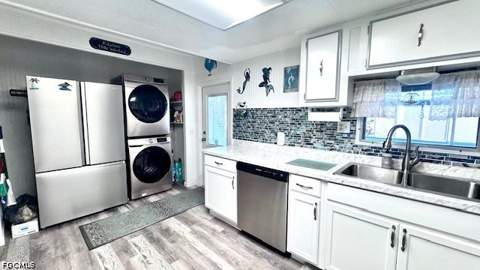 5712 Captain John Smith Loop, North Fort Myers FL - photo 6 of 44