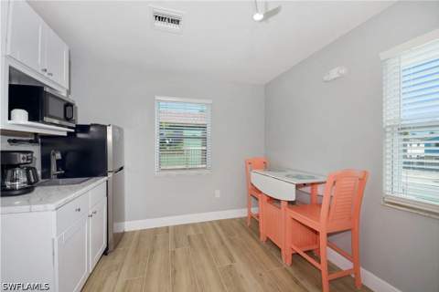 210 Dakota Ave, Fort Myers Beach FL - photo 23 of 34