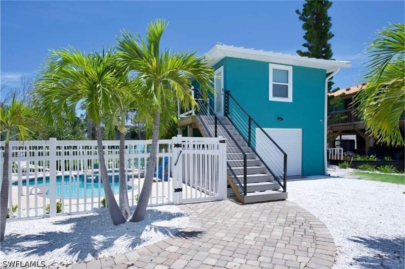 3 bedroom SingleFamilyResidence at 210 Dakota Ave, Gulf Heights, Fort Myers Beach — photo 3