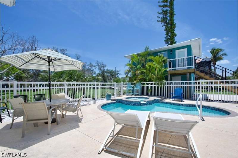 3 bedroom SingleFamilyResidence at 210 Dakota Ave, Gulf Heights, Fort Myers Beach — photo 4