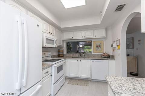 705 Augusta Blvd 4, Naples FL - photo 9 of 26