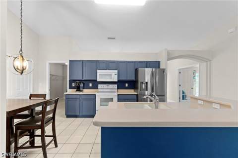 2502 Nature Pointe Loop, Fort Myers FL - photo 13 of 43