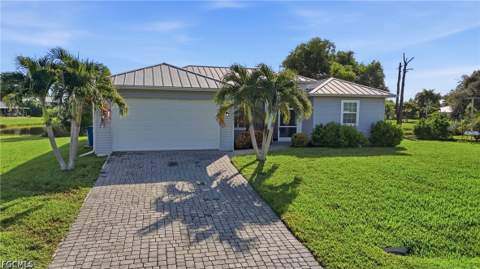 4507 Lake Heather Cir, St James City FL - photo 10 of 39