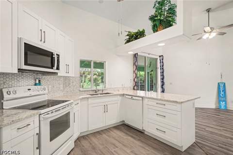 405 Poinsettia Ave, Lehigh Acres FL - photo 10 of 49