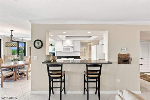 10475 Gulf Shore Dr 114, Naples FL - photo 10 of 45