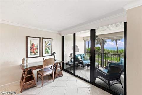 10475 Gulf Shore Dr 114, Naples FL - photo 11 of 45
