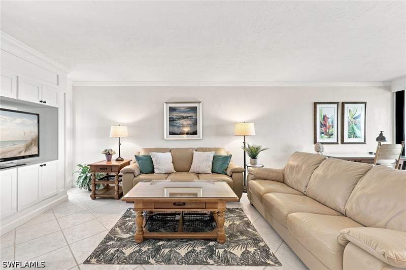 2 bedroom Condominium at 10475 Gulf Shore Dr 114, Bayshores, Naples — photo 4