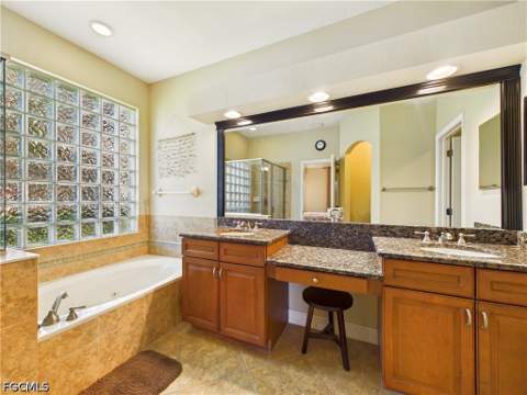 12369 Country Day Cir, Fort Myers FL - photo 17 of 37