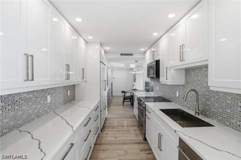 4001 Gulf Shore Blvd N 1407, Naples FL - photo 15 of 46