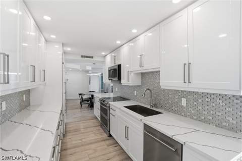 4001 Gulf Shore Blvd N 1407, Naples FL - photo 16 of 46