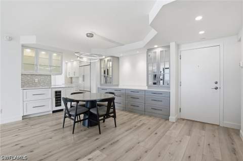4001 Gulf Shore Blvd N 1407, Naples FL - photo 9 of 46