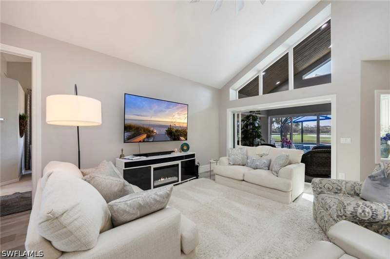 3 bedroom SingleFamilyResidence at 549 Eagle Creek Dr, Eagle Creek Estates, Naples — photo 5
