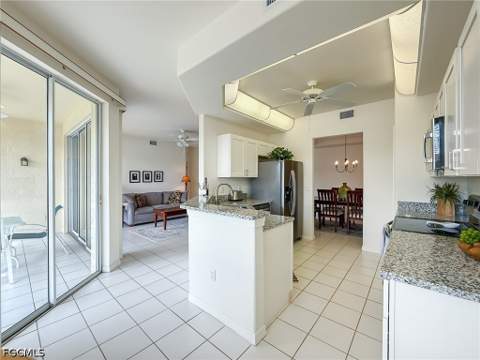 15055 Tamarind Cay Ct 1207, Fort Myers FL - photo 10 of 35