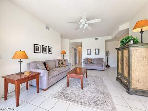 15055 Tamarind Cay Ct 1207, Fort Myers FL - photo 8 of 35