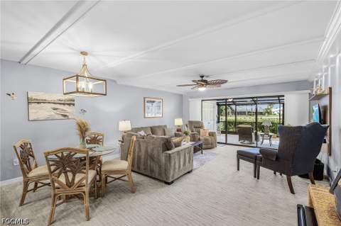 16478 Timberlakes Dr 102, Fort Myers FL - photo 10 of 36