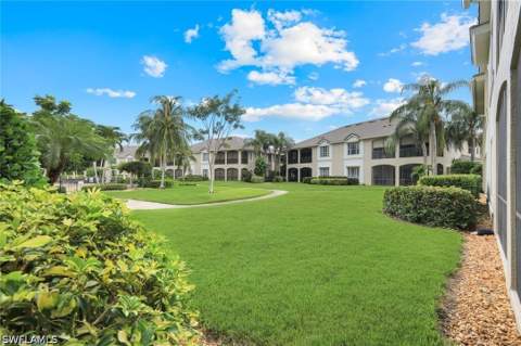 5021 Maxwell Cir 101, Naples FL - photo 7 of 44