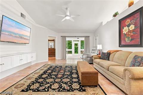 13009 Tall Pine Cir, Fort Myers FL - photo 6 of 33
