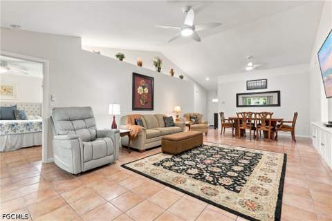 13009 Tall Pine Cir, Fort Myers FL - photo 9 of 33