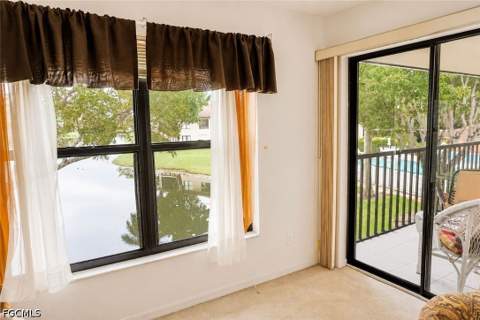 4510 Chantelle Dr J204, Naples FL - photo 11 of 19