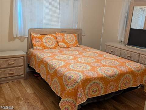 810 Hollyberry Ct, North Fort Myers FL - photo 17 of 33