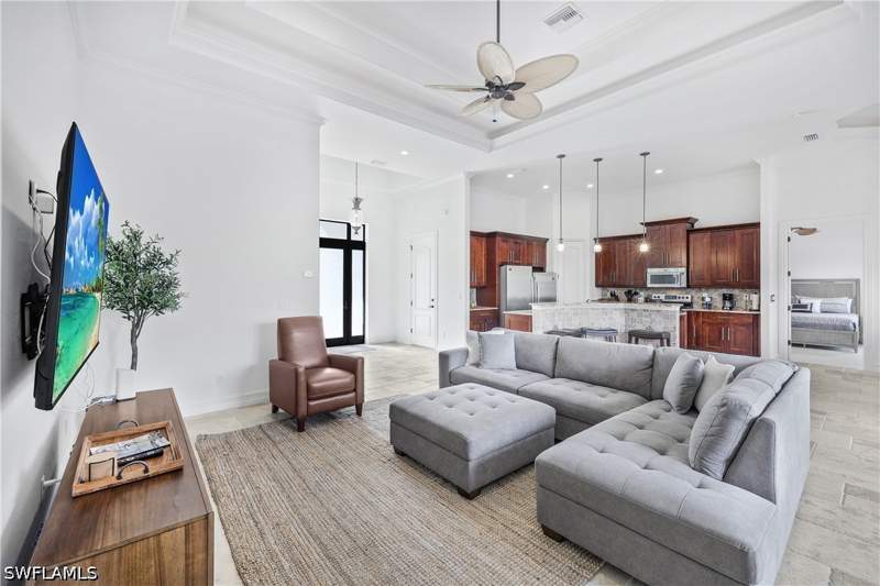 3 bedroom SingleFamilyResidence at 213 Bald Eagle Dr, Marco Island, Marco Island — photo 4