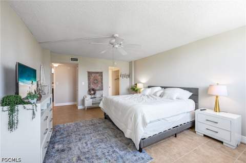 8401 Estero Blvd 304, Fort Myers Beach FL - photo 17 of 40