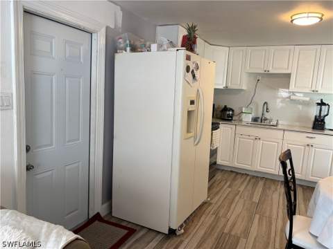 152 Cape Sable Dr, Naples FL - photo 12 of 15
