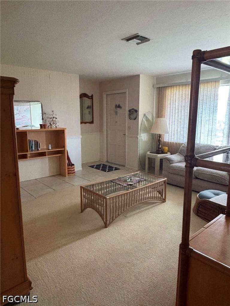 3 bedroom SingleFamilyResidence at 1517 SE 42nd St, Cape Coral - Lee County Industrial Park, Cape Coral — photo 3