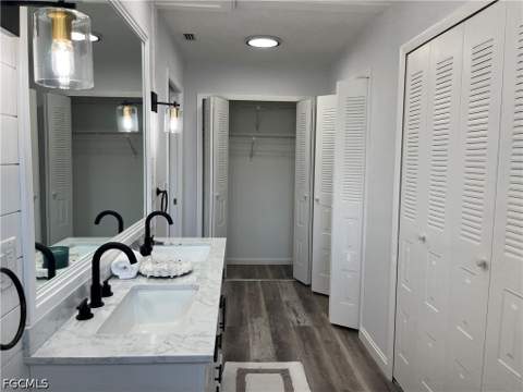 7084 E Brandywine Cir, Fort Myers FL - photo 18 of 39