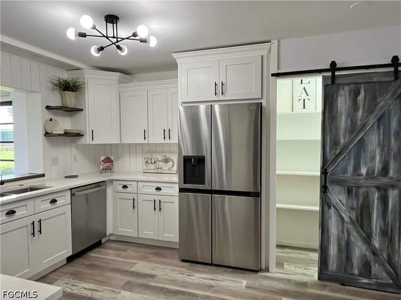 2 bedroom Attached at 7084 E Brandywine Cir, Brandywine, Fort Myers — photo 2