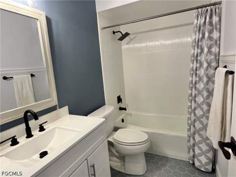 7084 E Brandywine Cir, Fort Myers FL - photo 21 of 39