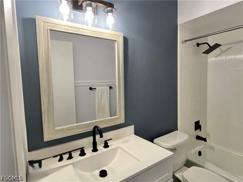 7084 E Brandywine Cir, Fort Myers FL - photo 24 of 39