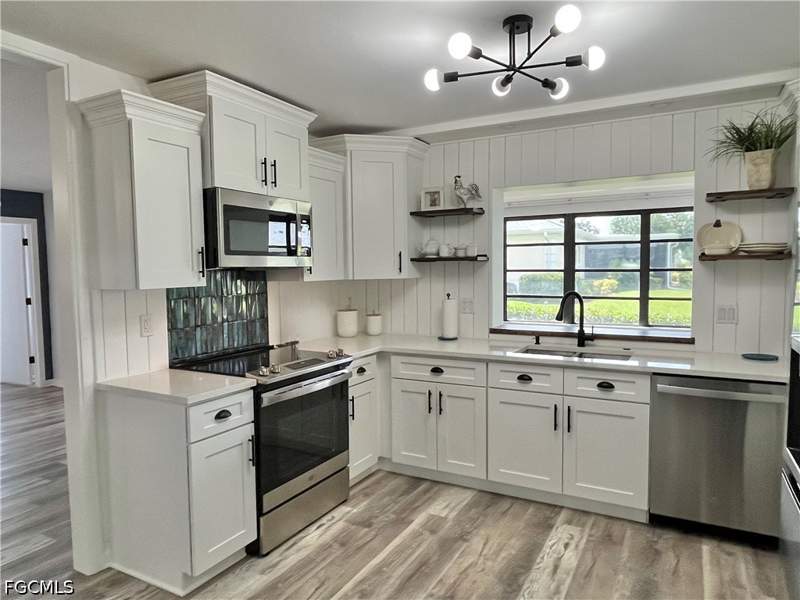 2 bedroom Attached at 7084 E Brandywine Cir, Brandywine, Fort Myers — photo 3