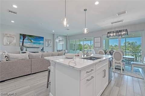 2555 Seychelles Dr 407, Naples FL - photo 15 of 42