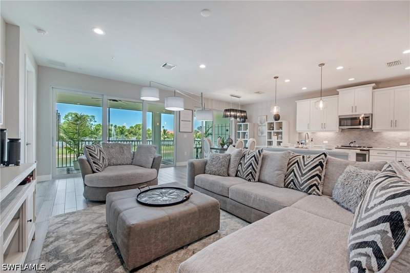 3 bedroom Condominium at 2555 Seychelles Dr 407, Seychelles, Naples — photo 3