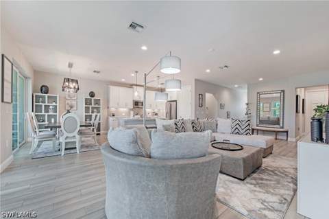 2555 Seychelles Dr 407, Naples FL - photo 8 of 42