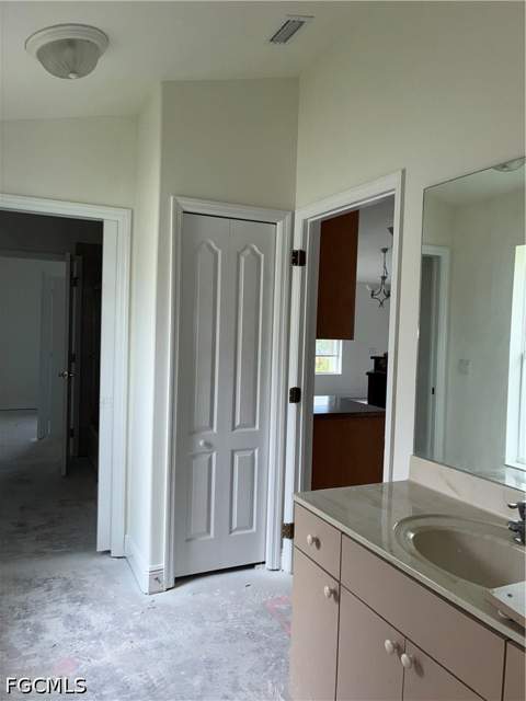 2810 NW 14th Ter, Cape Coral FL - photo 11 of 22