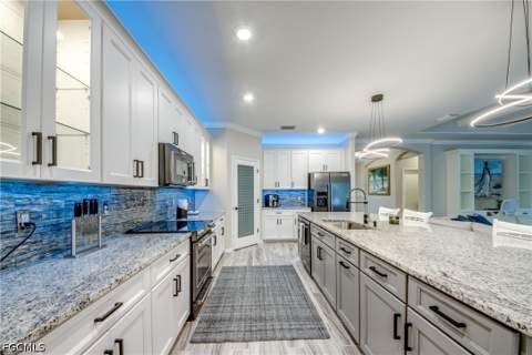 16556 Bonita Landing Cir, Bonita Springs FL - photo 15 of 50